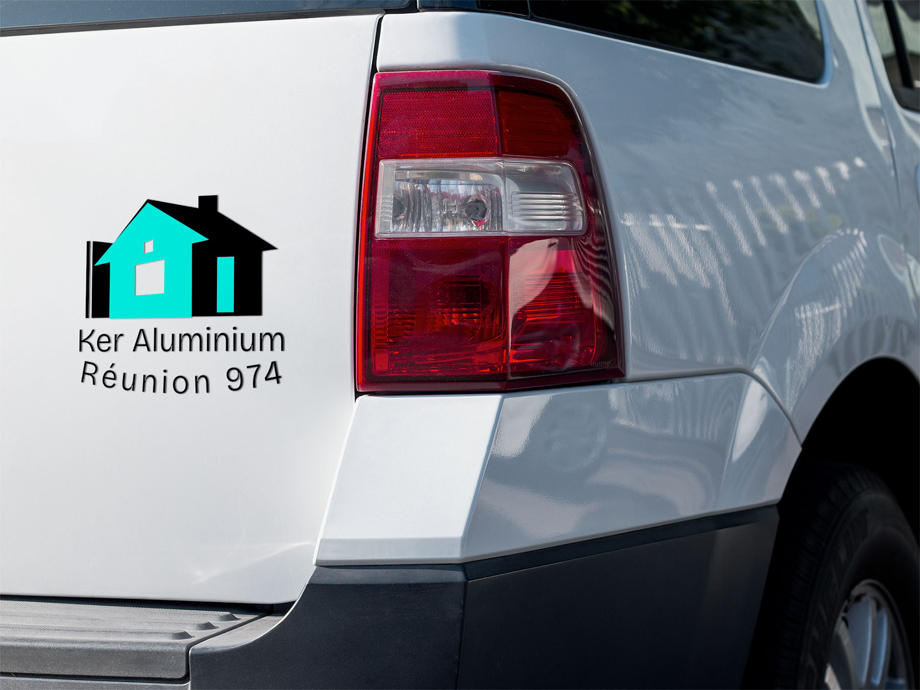 Réparation de menuiserie aluminium par un professionnel à La Réunion